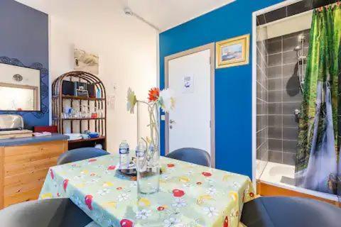 Claire De Meuse Cozy Apartment Detox With River And Hills Anhée Exterior foto