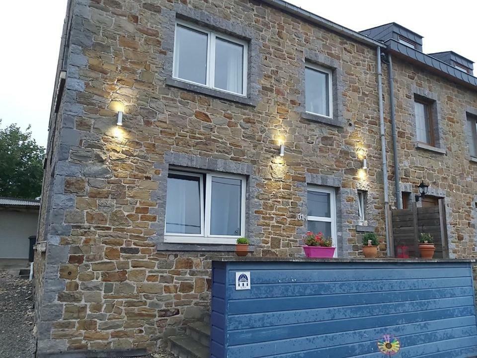 Claire De Meuse Cozy Apartment Detox With River And Hills Anhée Exterior foto